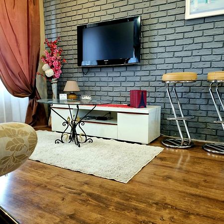 Apartment Voznesenska 25 Dnipro Extérieur photo